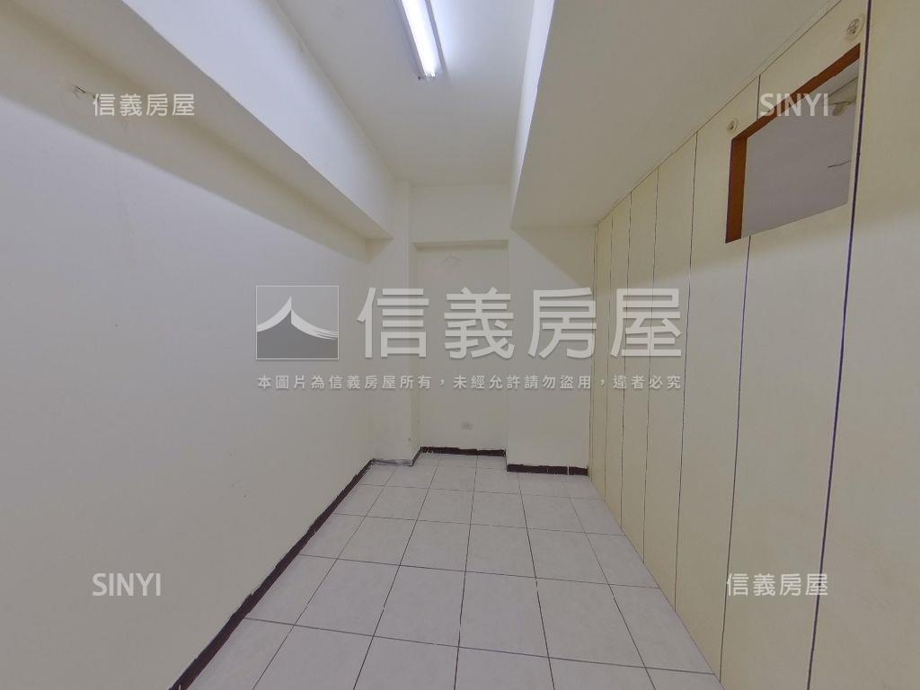 新海路店面房屋室內格局與周邊環境