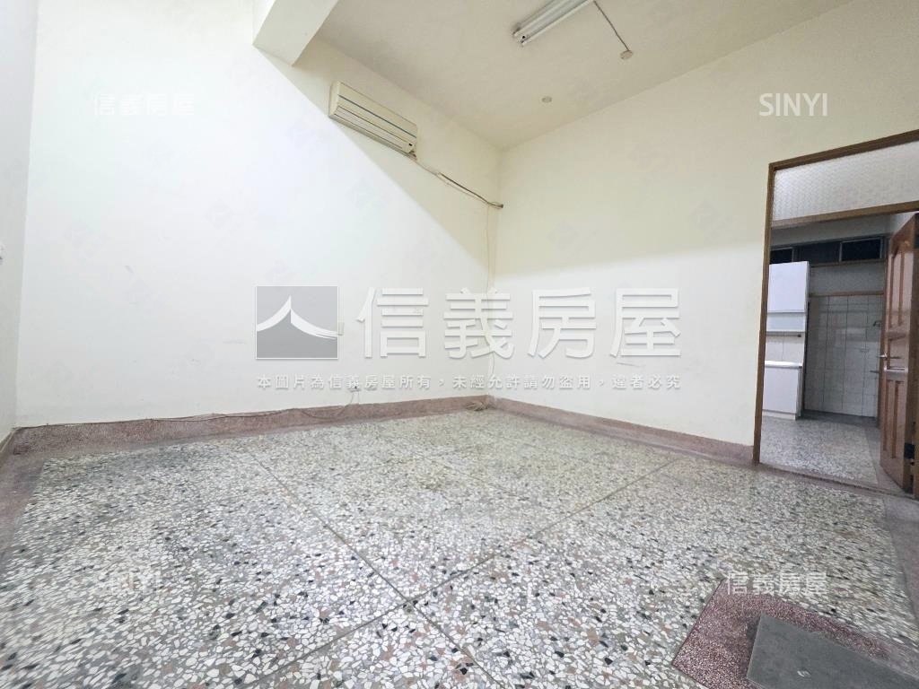 近仁愛醫院孝親房熱鬧透店房屋室內格局與周邊環境