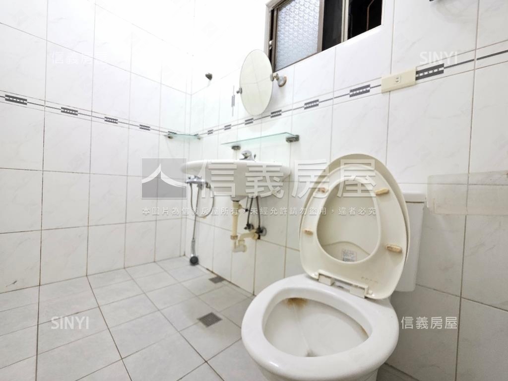 近仁愛醫院孝親房熱鬧透店房屋室內格局與周邊環境