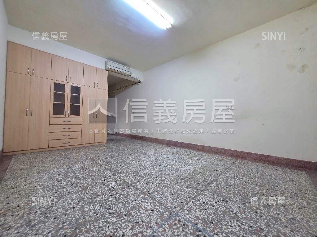 近仁愛醫院孝親房熱鬧透店房屋室內格局與周邊環境