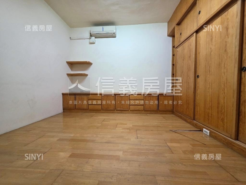 近仁愛醫院孝親房熱鬧透店房屋室內格局與周邊環境