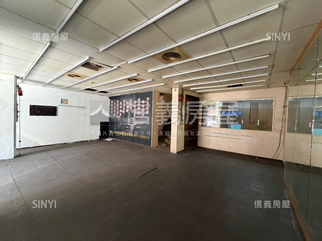 春日路大面寬透天店面房屋室內格局與周邊環境