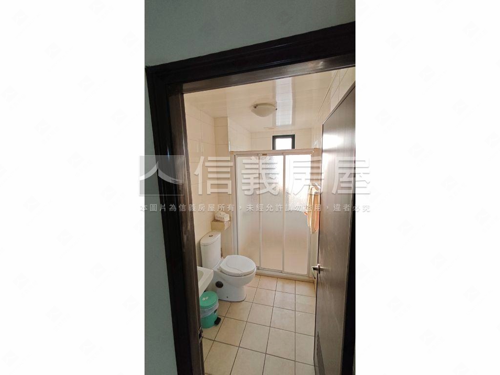 頭洲國小旁車庫透天房屋室內格局與周邊環境