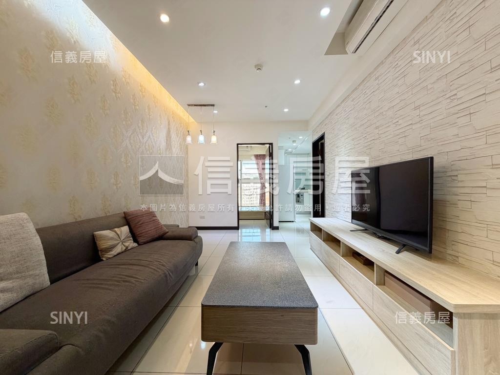 裝潢伯爵兩房美屋房屋室內格局與周邊環境