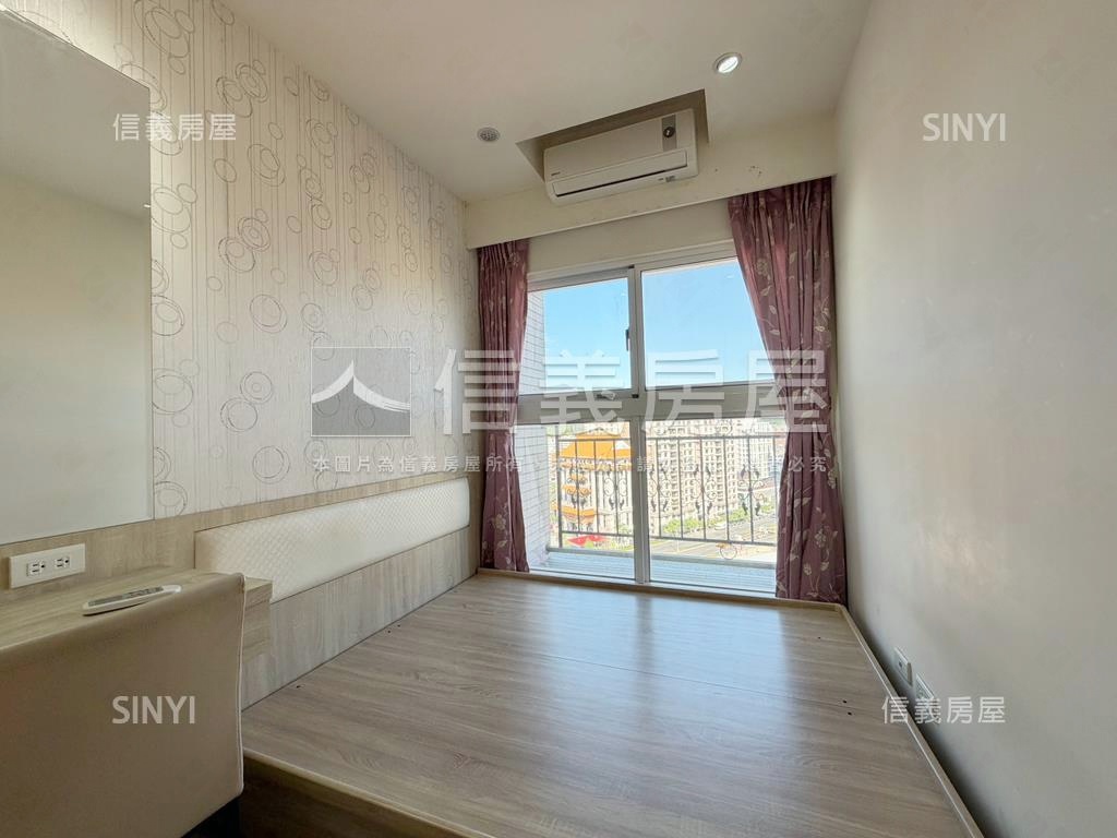 裝潢伯爵兩房美屋房屋室內格局與周邊環境