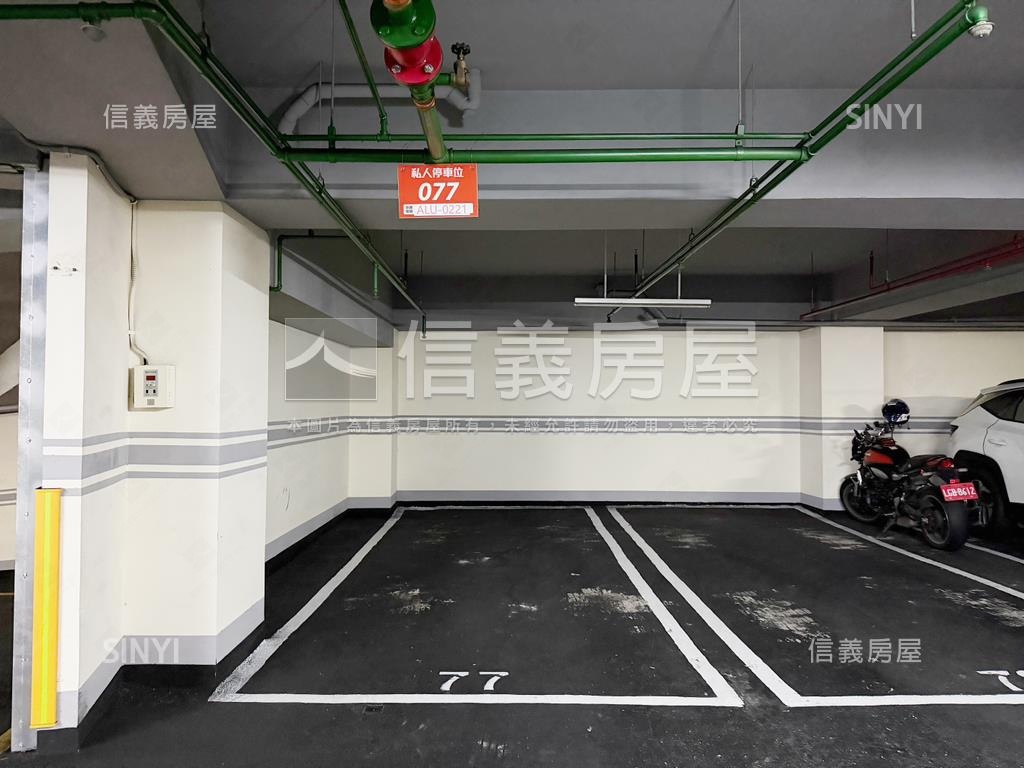 裝潢伯爵兩房美屋房屋室內格局與周邊環境