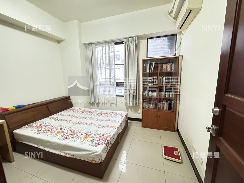 華夏金城公園景觀典雅３房房屋室內格局與周邊環境