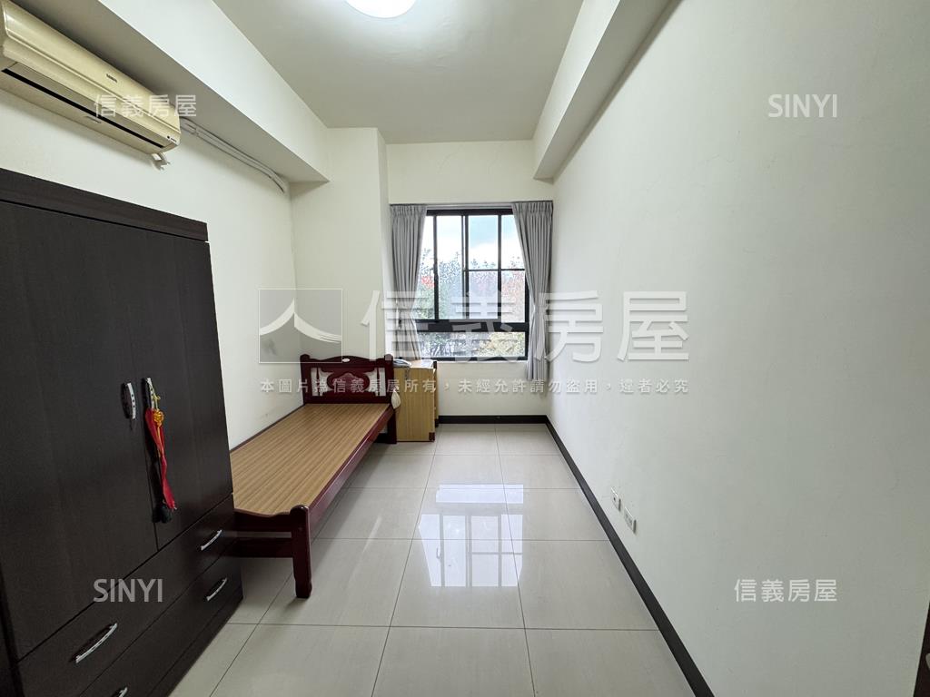 華夏金城公園景觀典雅３房房屋室內格局與周邊環境