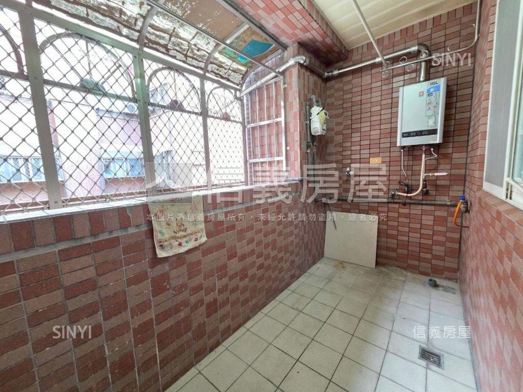 至臻山河‧春臨大地房屋室內格局與周邊環境