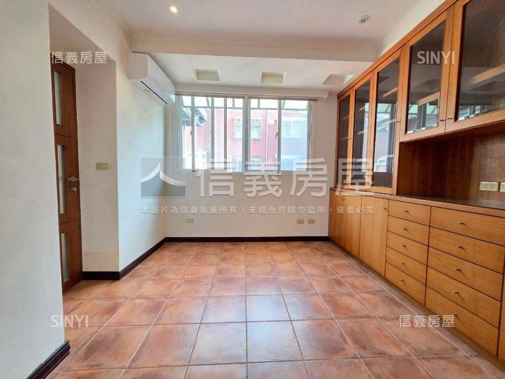 至臻山河‧春臨大地房屋室內格局與周邊環境