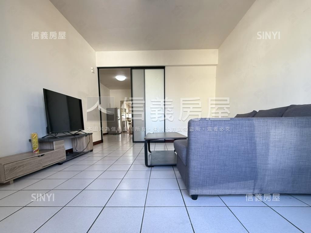 東區國泰崇善名園三房房屋室內格局與周邊環境