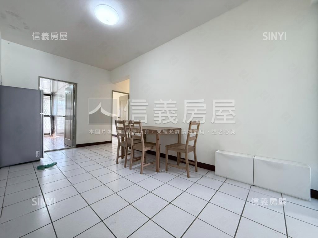 東區國泰崇善名園三房房屋室內格局與周邊環境