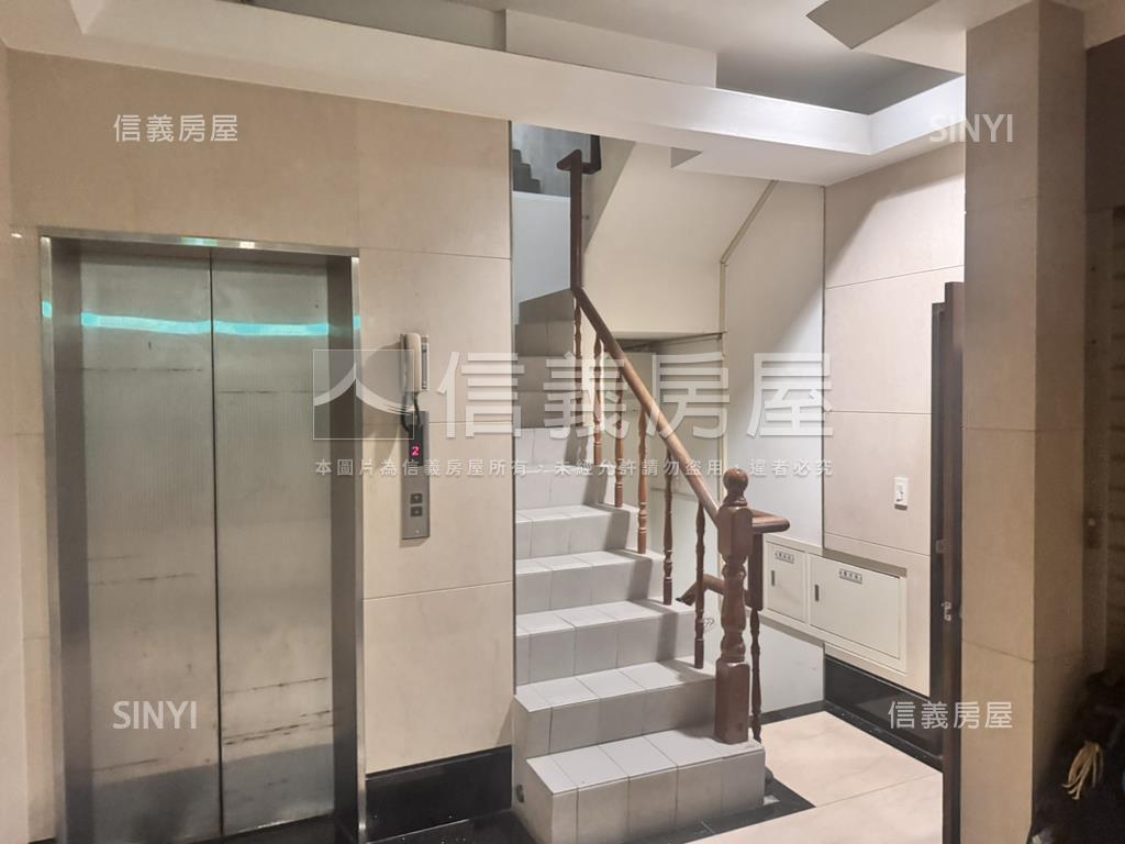 南京復興捷運電梯稀有華廈房屋室內格局與周邊環境