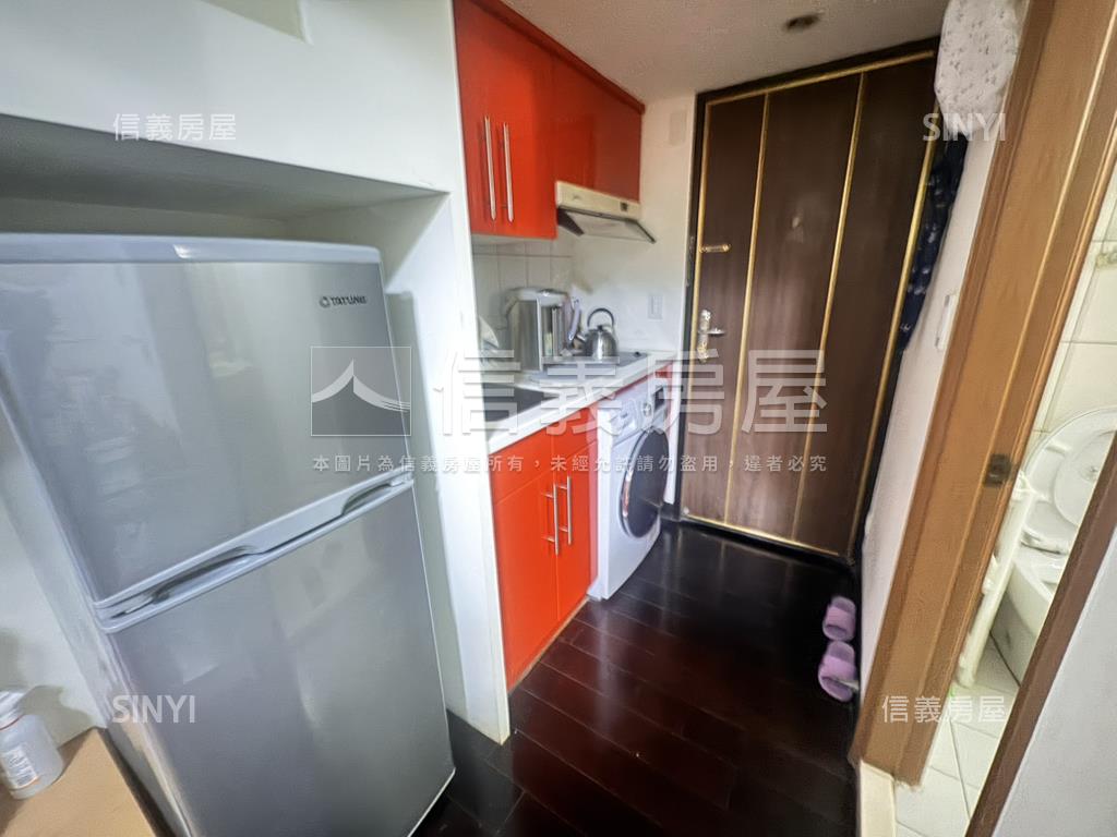 南京復興捷運電梯稀有華廈房屋室內格局與周邊環境