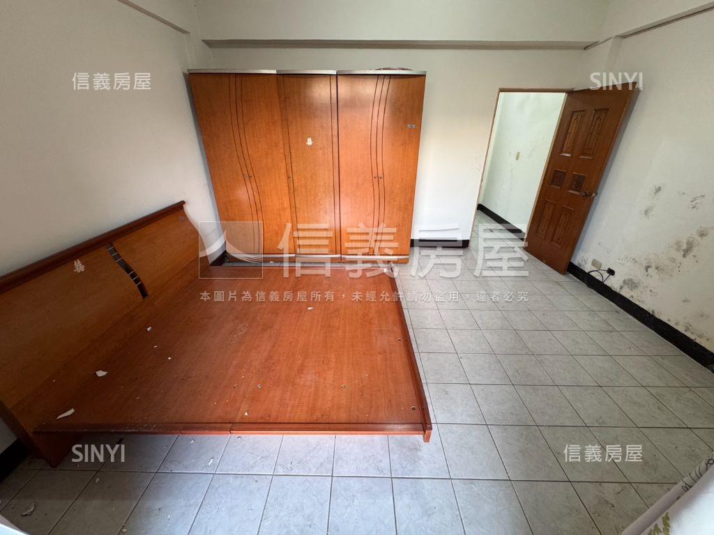 遊園北路透天★格局方正房屋室內格局與周邊環境