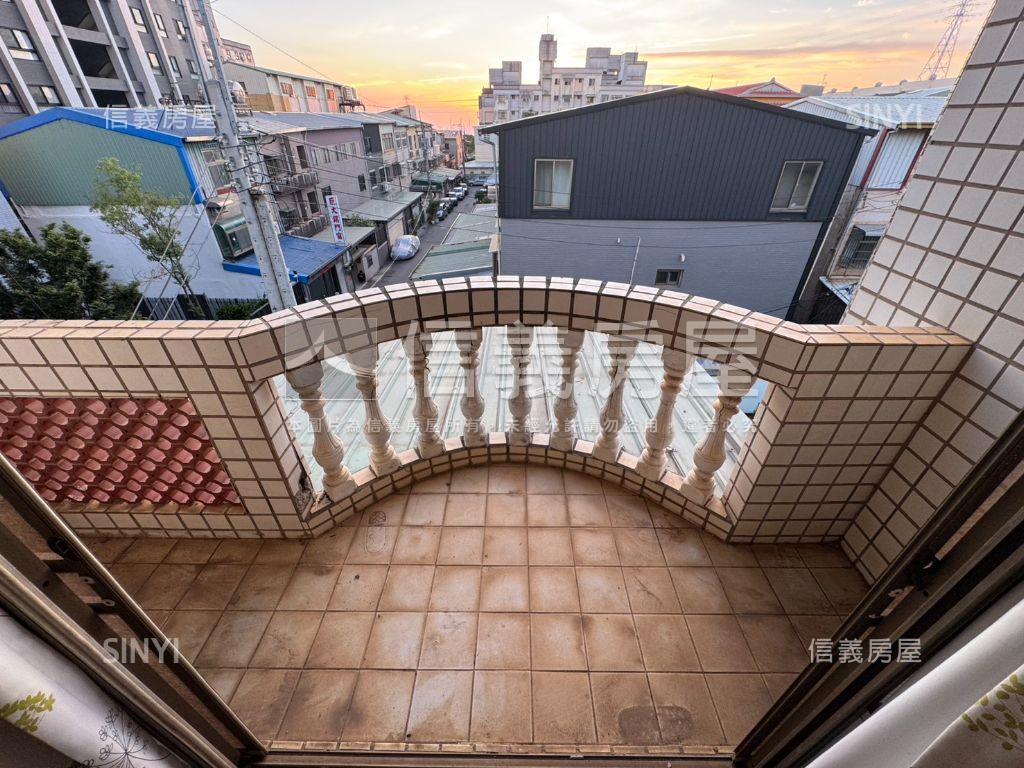 遊園北路透天★格局方正房屋室內格局與周邊環境