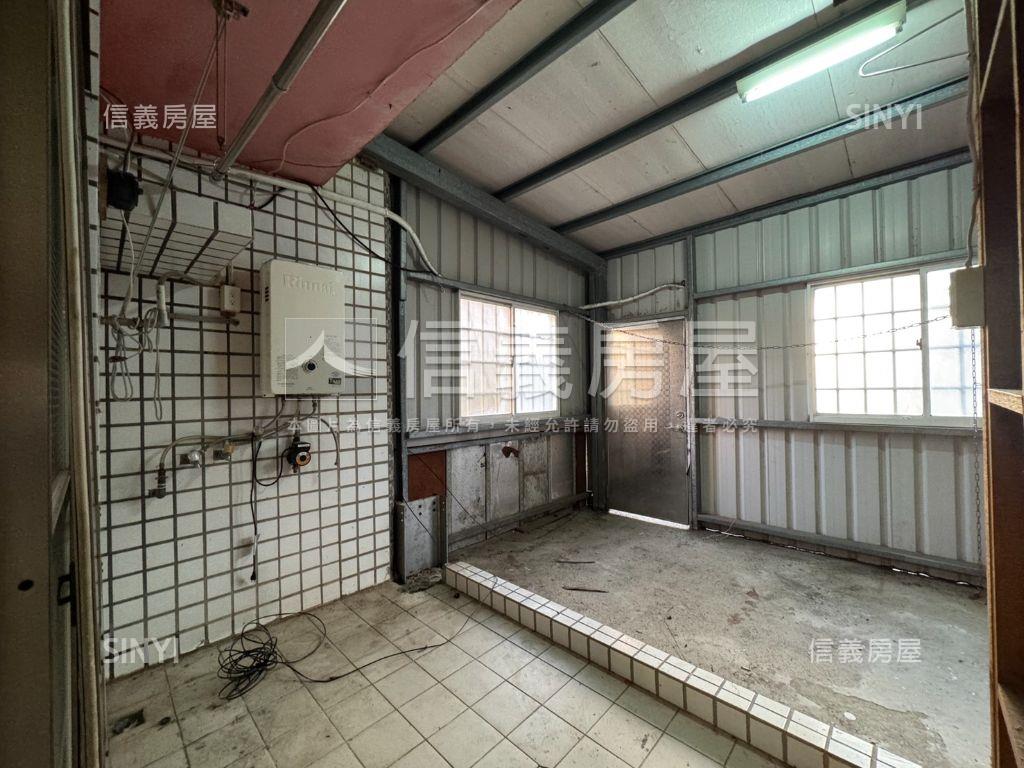 遊園北路透天★格局方正房屋室內格局與周邊環境