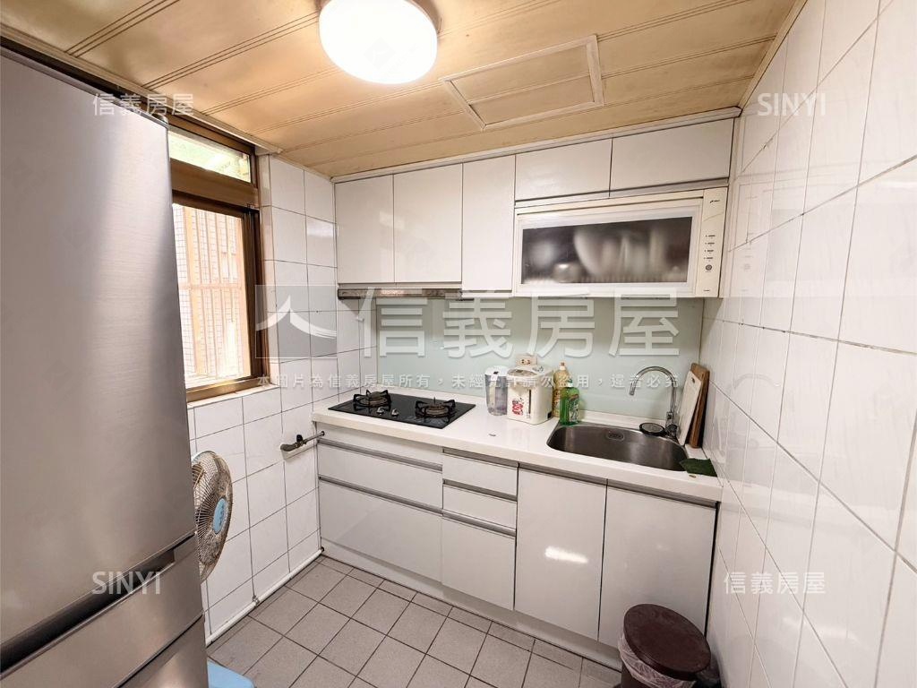 昌平華廈大三房房屋室內格局與周邊環境