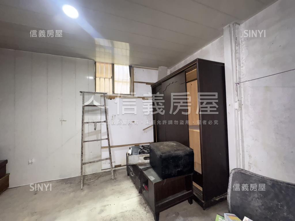 楊梅富岡低總價透天房屋室內格局與周邊環境