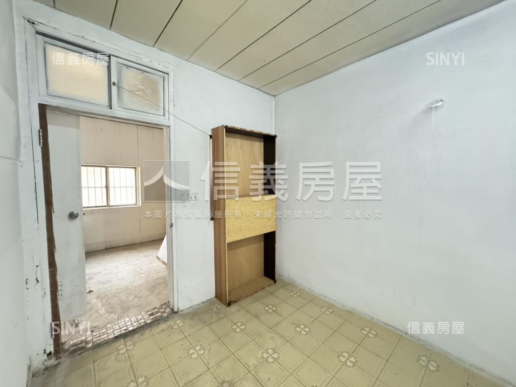 楊梅富岡低總價透天房屋室內格局與周邊環境