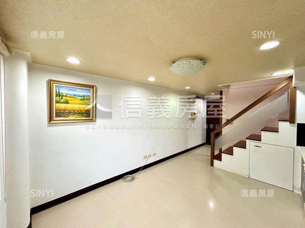 花漾溫馨挑高小資成家房屋室內格局與周邊環境