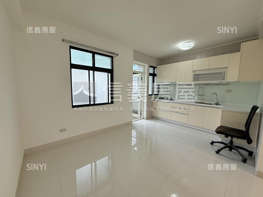 世外桃源明亮美宅房屋室內格局與周邊環境