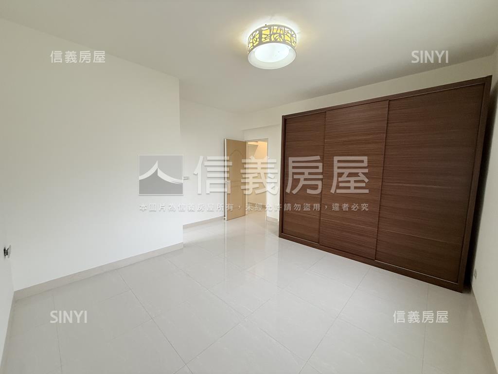 世外桃源明亮美宅房屋室內格局與周邊環境