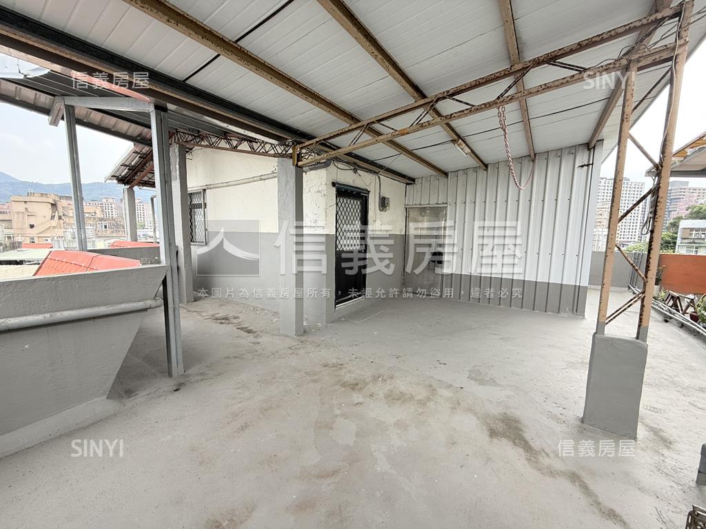 世外桃源明亮美宅房屋室內格局與周邊環境