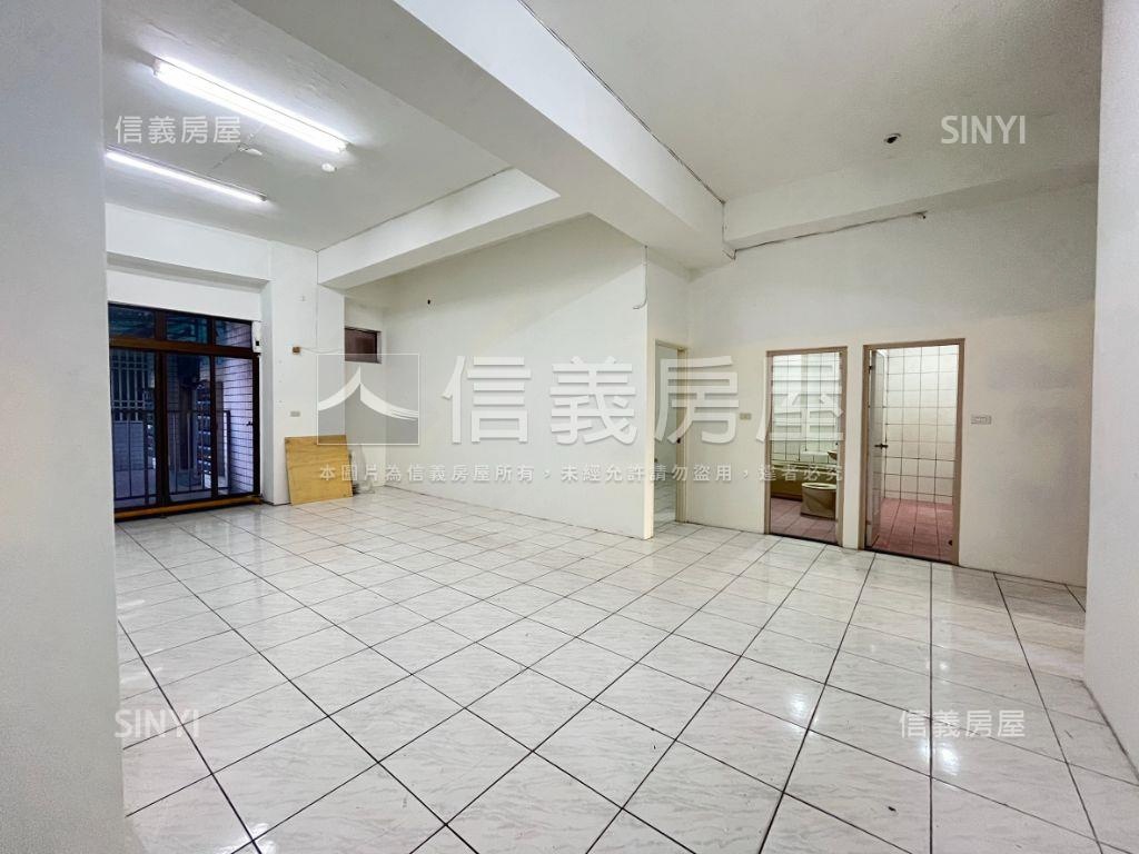 永寧皇家宮廷亮麗一樓房屋室內格局與周邊環境