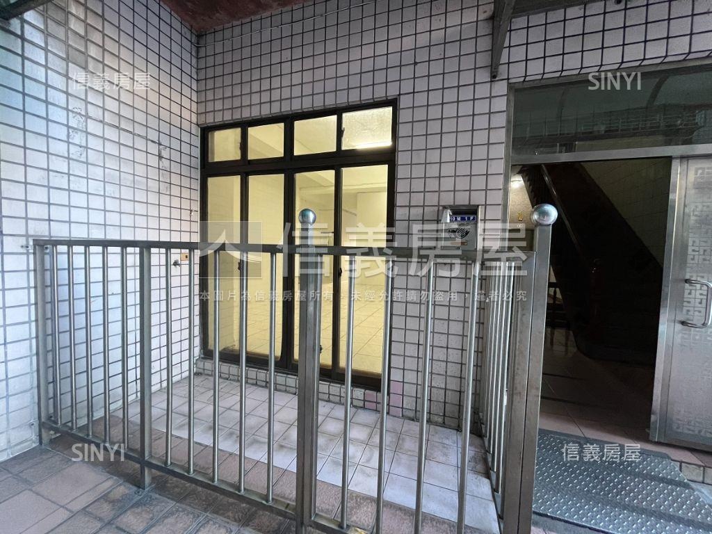 永寧皇家宮廷亮麗一樓房屋室內格局與周邊環境