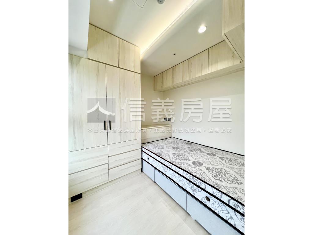 太陽帝國極品景觀兩房房屋室內格局與周邊環境