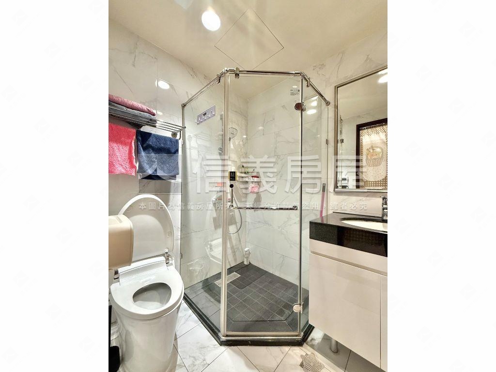 太子Ｗ近捷運精緻美屋房屋室內格局與周邊環境