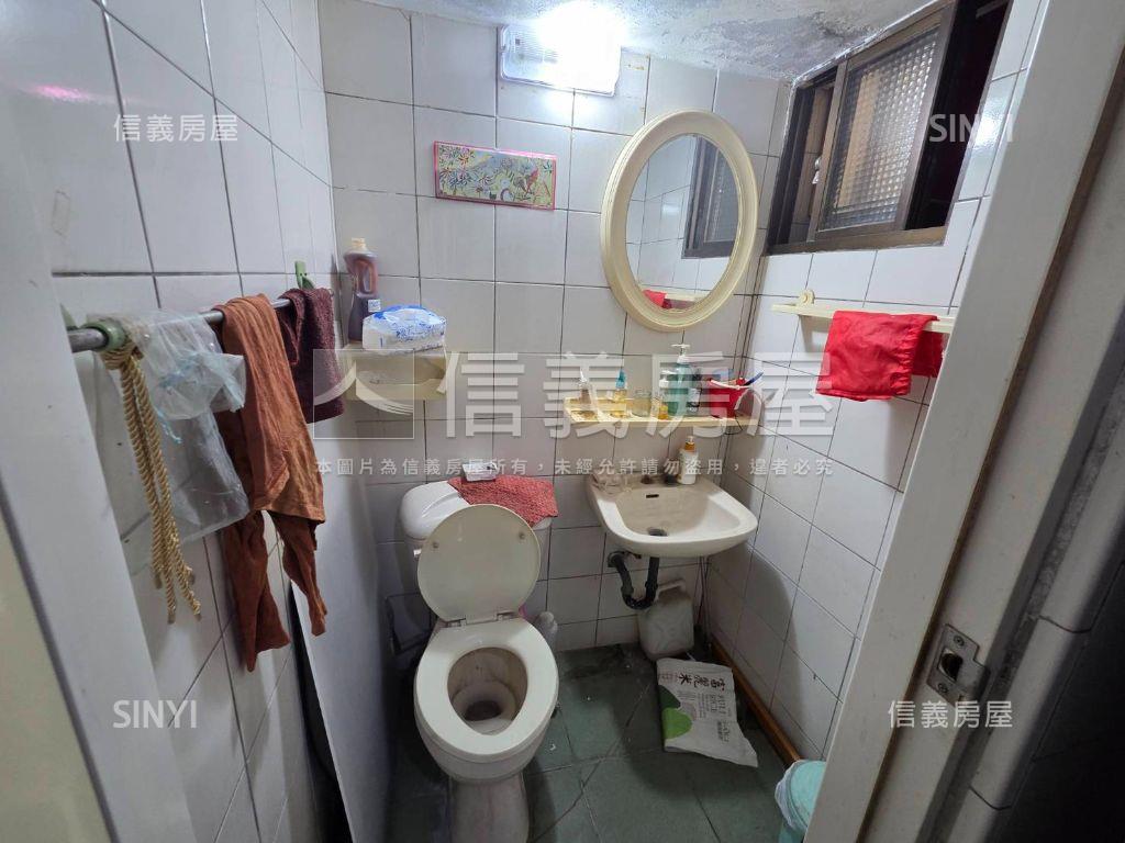 近大寮捷運優質透天房屋室內格局與周邊環境