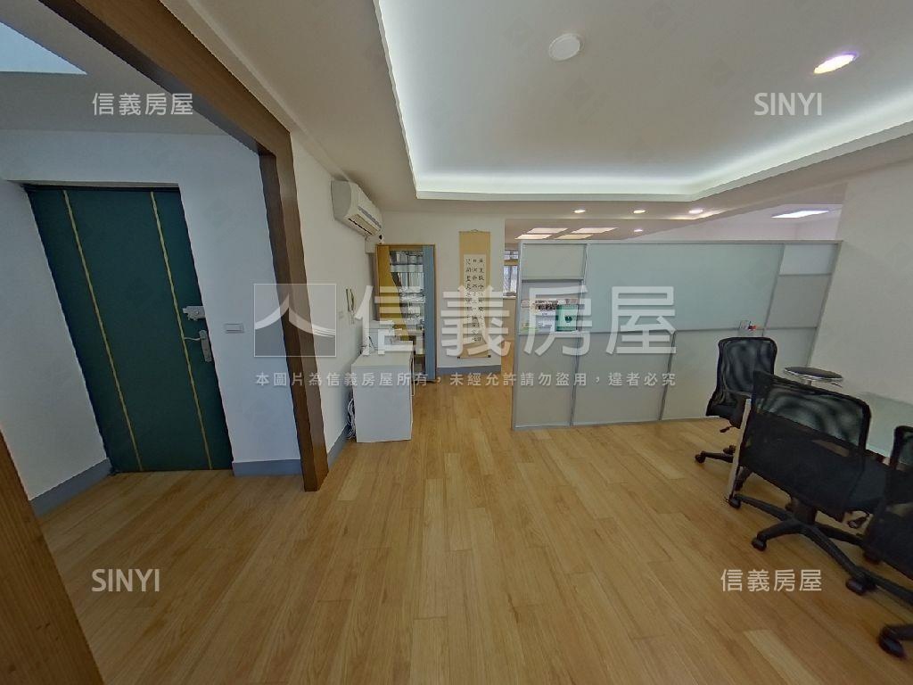 近萬隆站雙併住辦有車位房屋室內格局與周邊環境