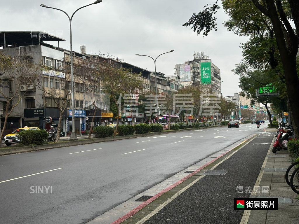 近萬隆站雙併住辦有車位房屋室內格局與周邊環境