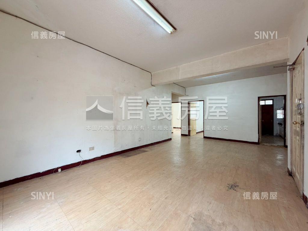 國泰四樓公寓房屋室內格局與周邊環境