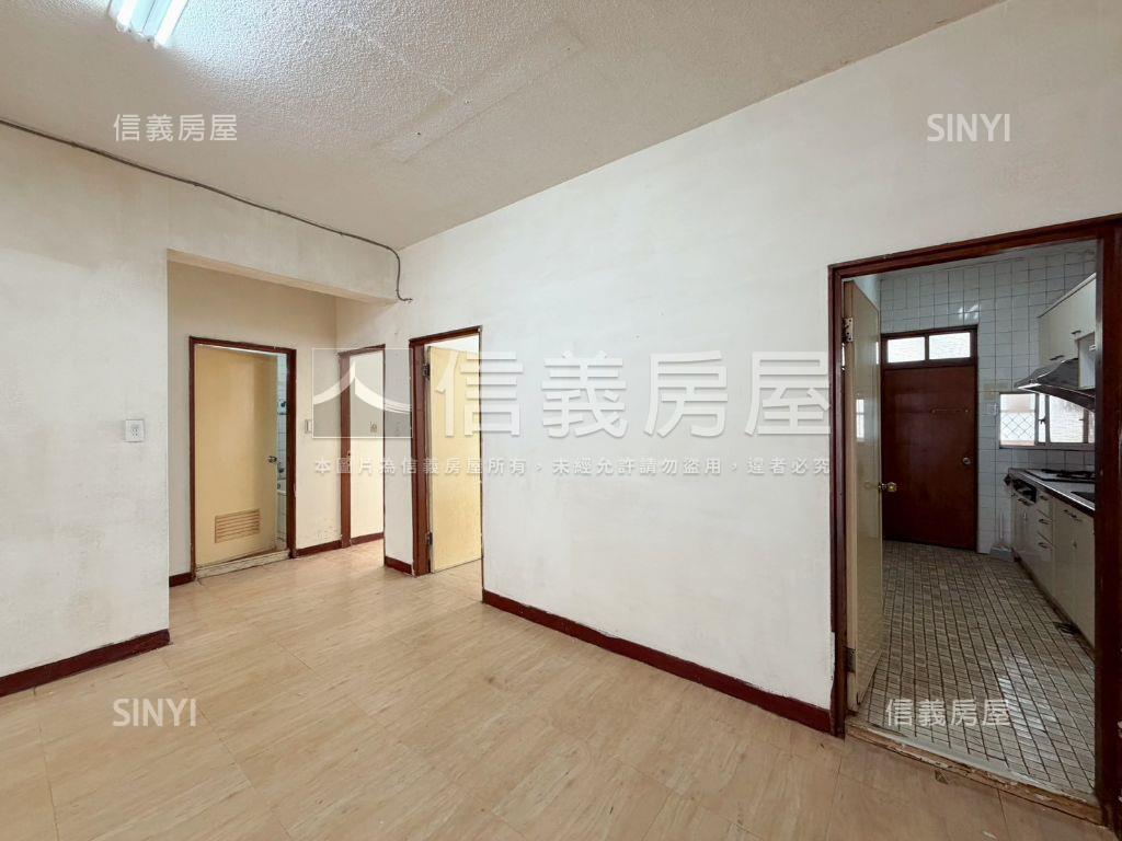 國泰四樓公寓房屋室內格局與周邊環境