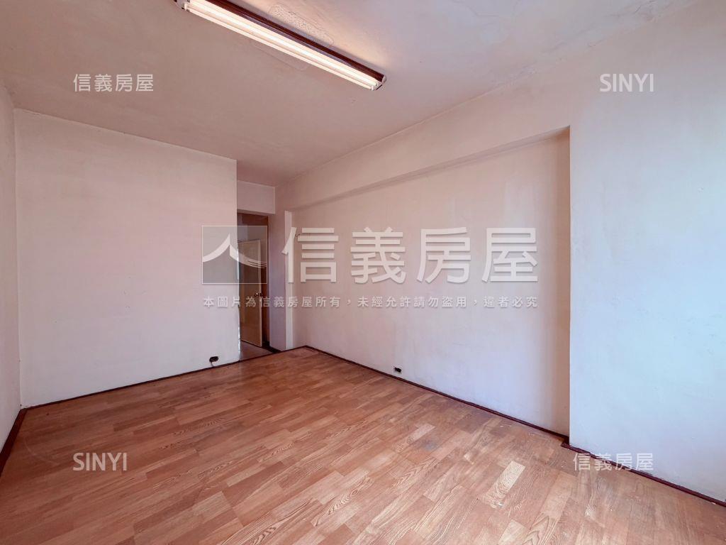 國泰四樓公寓房屋室內格局與周邊環境