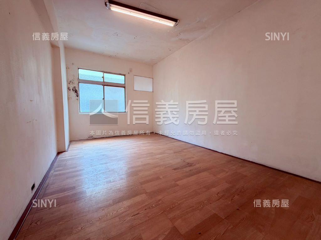 國泰四樓公寓房屋室內格局與周邊環境