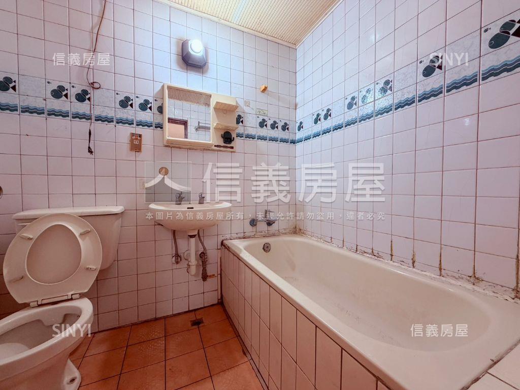 國泰四樓公寓房屋室內格局與周邊環境