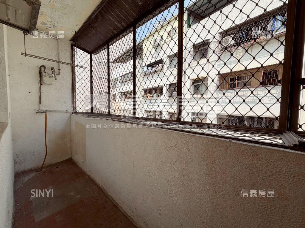 國泰四樓公寓房屋室內格局與周邊環境