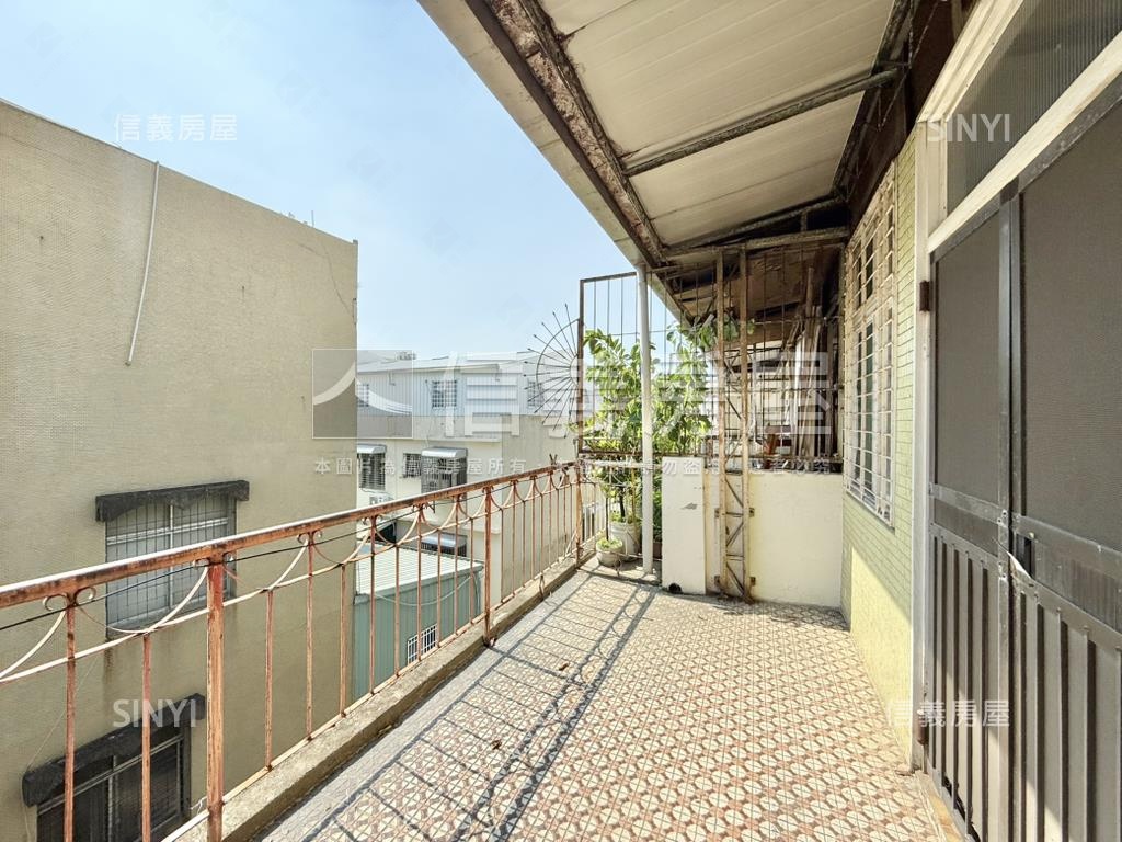 南區近水萍塭透天房屋室內格局與周邊環境
