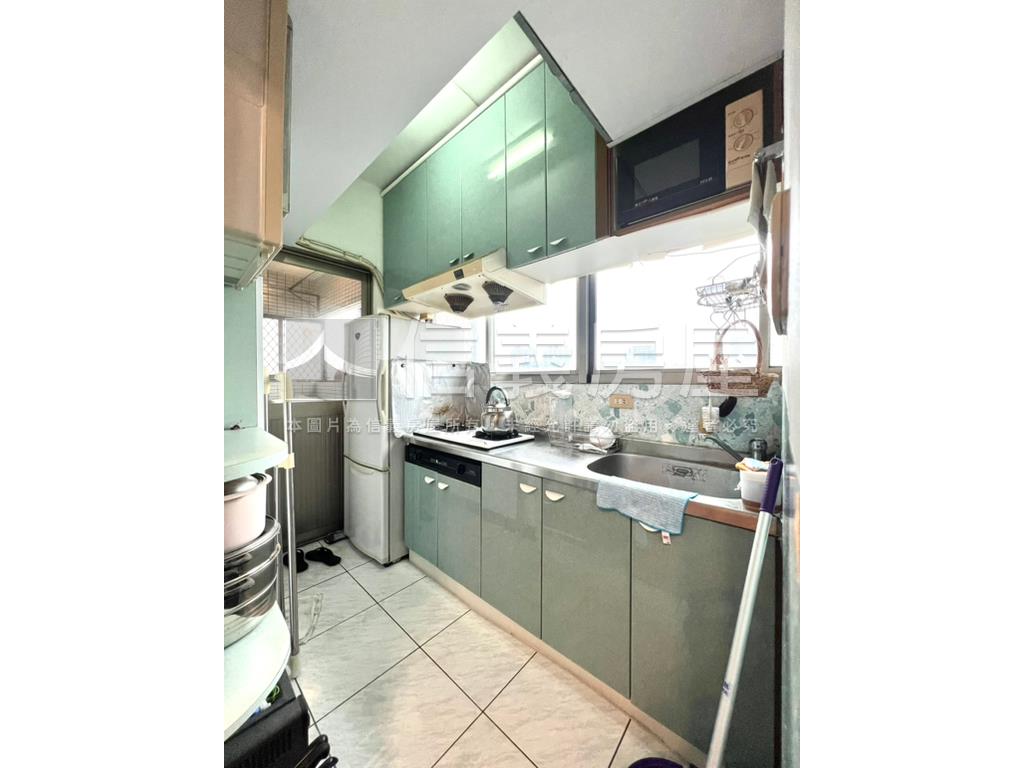 捷運對面～萬象之都房屋室內格局與周邊環境