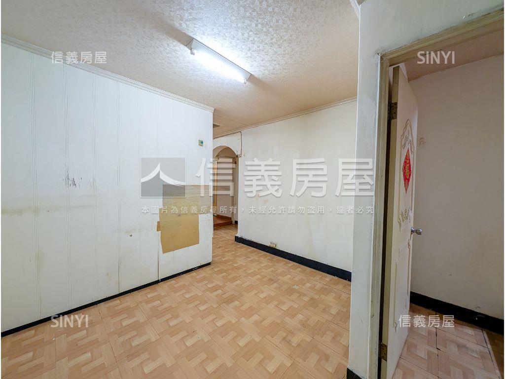 ★江子翠捷運成家大空間★房屋室內格局與周邊環境