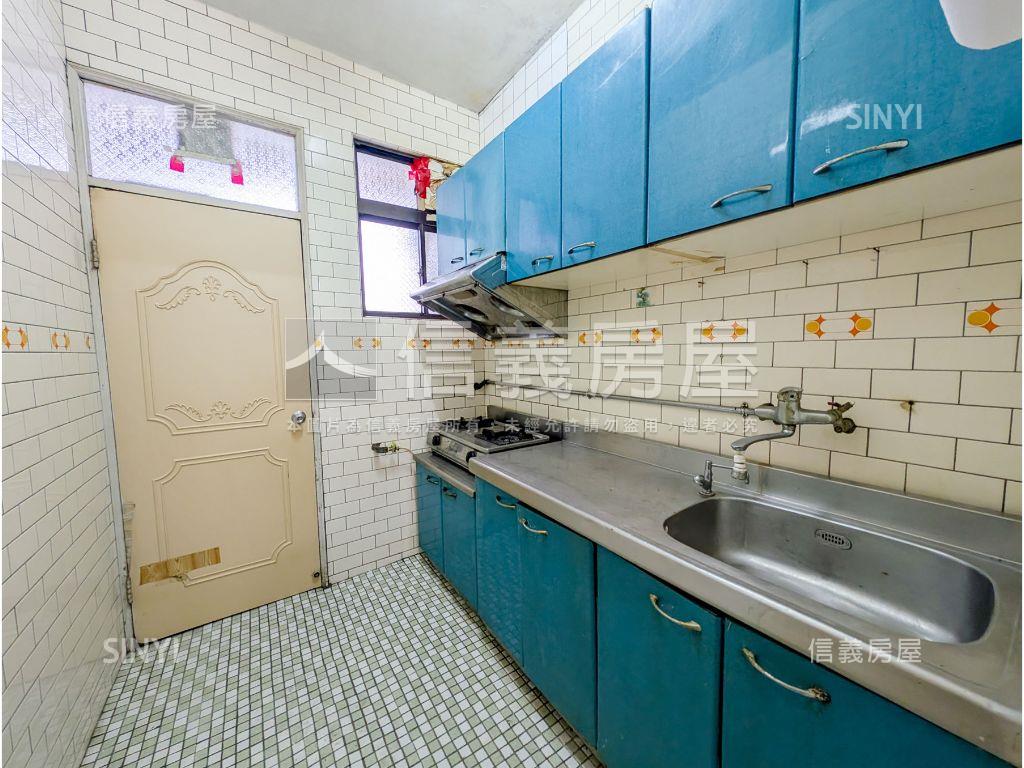 ★江子翠捷運成家大空間★房屋室內格局與周邊環境