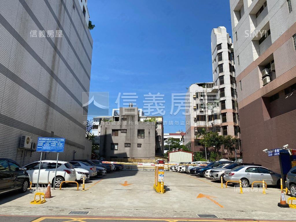 梅亭街臨路透天房屋室內格局與周邊環境