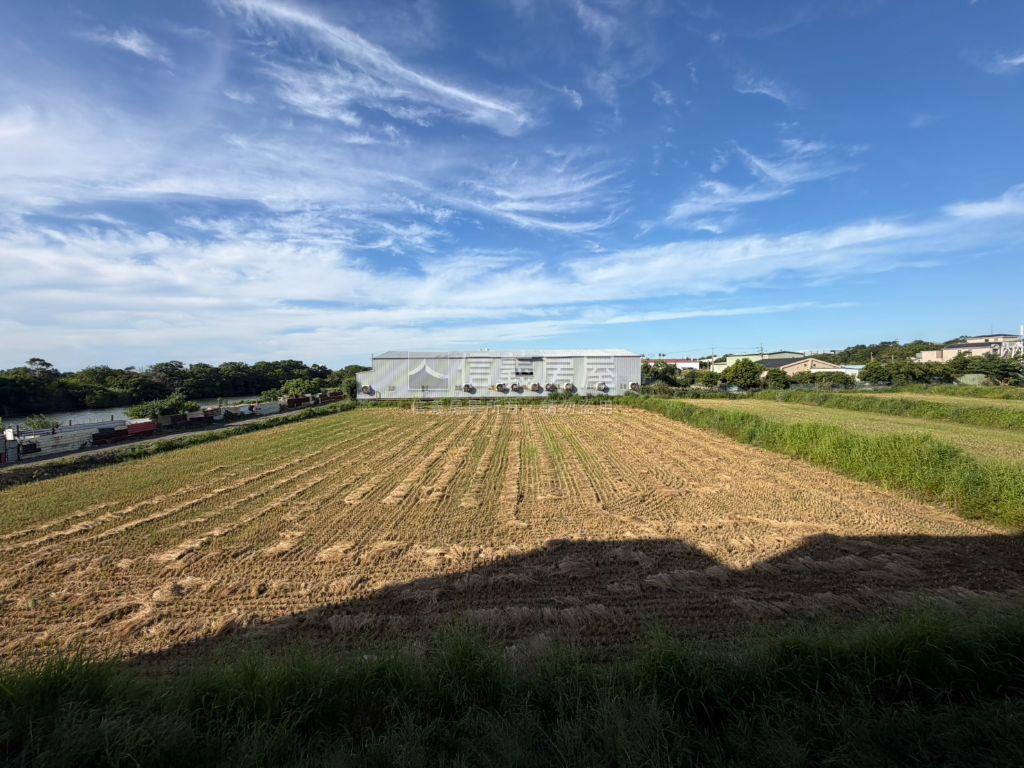 自由天地前院空間大美透天房屋室內格局與周邊環境