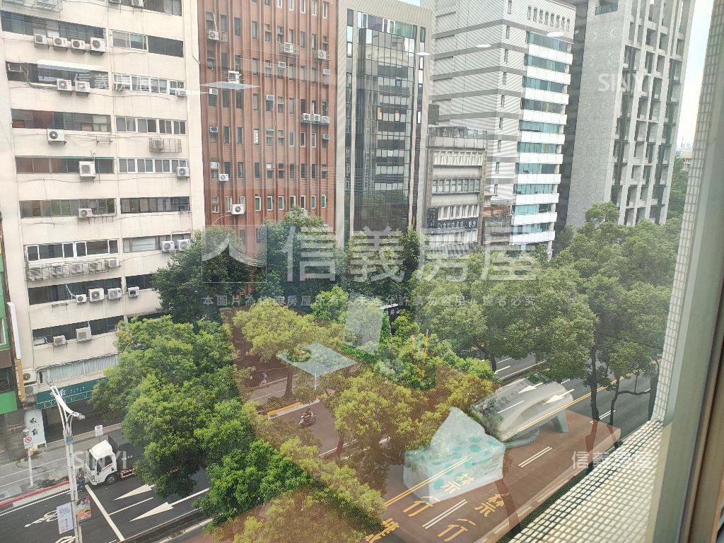 面中山北路邊間辦公房屋室內格局與周邊環境