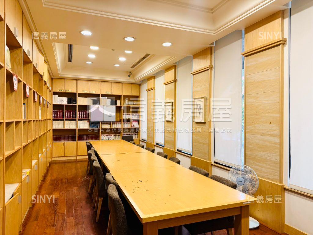 萊茵水岸河景三房車位房屋室內格局與周邊環境