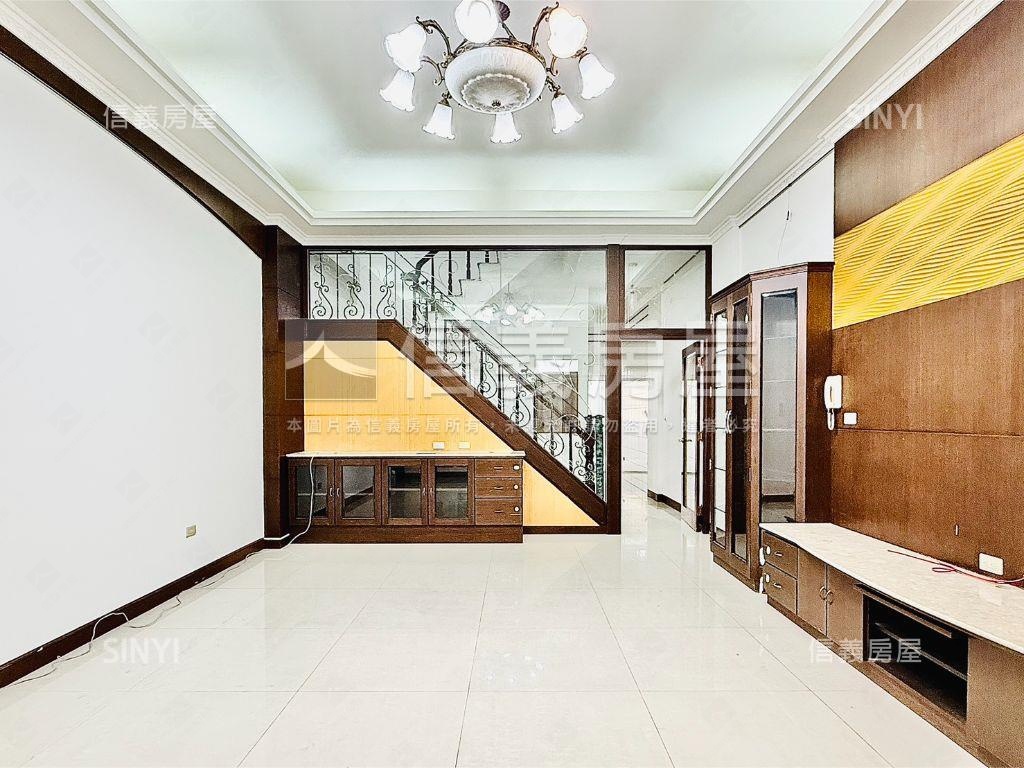 高昌正街大地坪採光車墅房屋室內格局與周邊環境